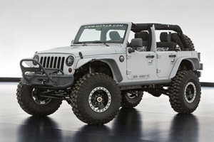 O Jeep Wrangler Mopar Recon conta com vários itens externos da Mopar