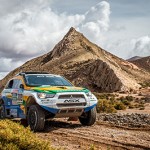 Subindo as montanhas argentinas, Equipe Mitsubishi Petrobras ganha posições no Dakar