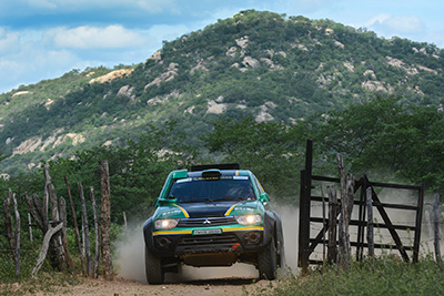 A etapa deste sábado teve uma especial de 111 km e manteve-se em Currais Novos (Doni Castilho/DFOTOS)
