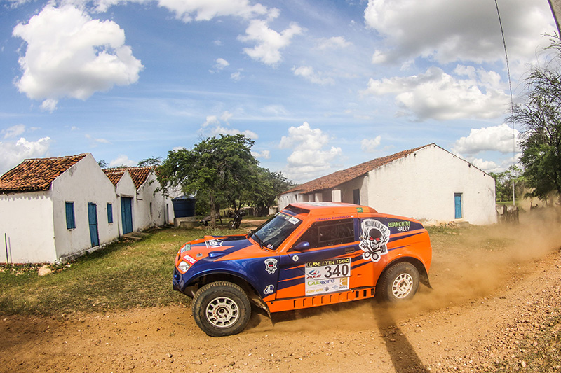 Bianchini Rally fechou dia 3 entre os TOP 5 na geral - Foto: Sanderson Pereira/Photo-S