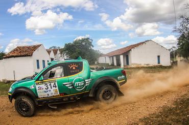 18º Rally RN 1500 terminou neste domingo, em Natal, RN, após percorrer 1 mil km (Sanderson Pereira/Photo-S Imagens)