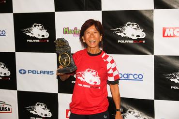 Helena Deyama recebeu o troféu na etapa de Itupeva - Foto: Sanderson Pereira/Photo Esporte
