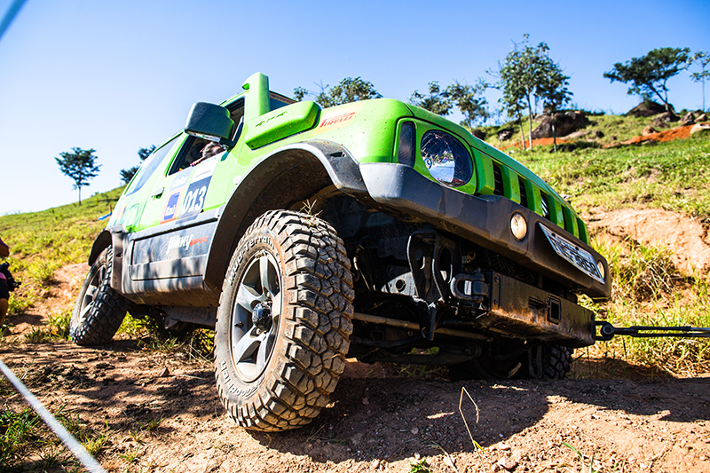 Suzuki Extreme é um desafio off-road - Foto: Tom Papp / Suzuki