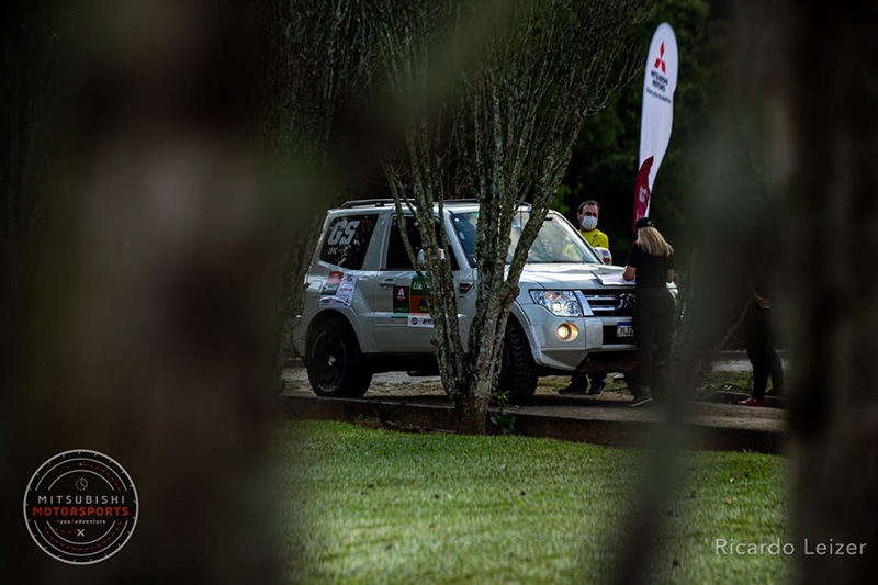 Mitsubishi Motorsports GS Racing Pajero