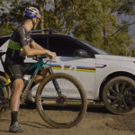 Land Rover lança websérie com Henrique Avancini e fortalece laço aventureiro com o ciclista.